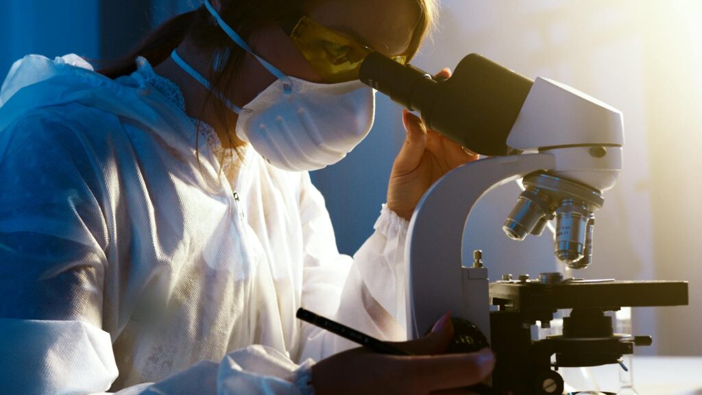 Medical laboratory technicians