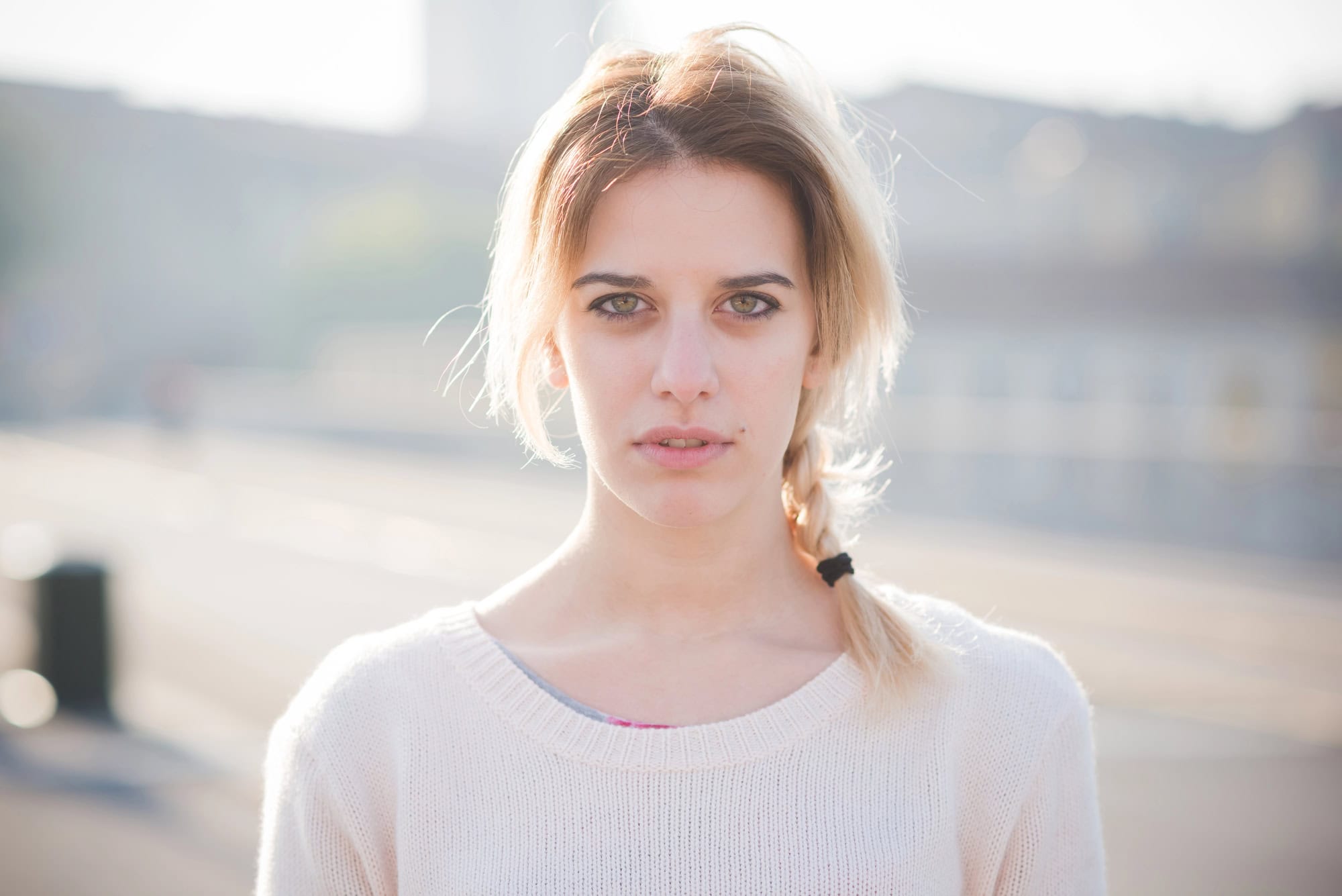 15 Behaviors Commonly Linked to Seeming Lower Class
