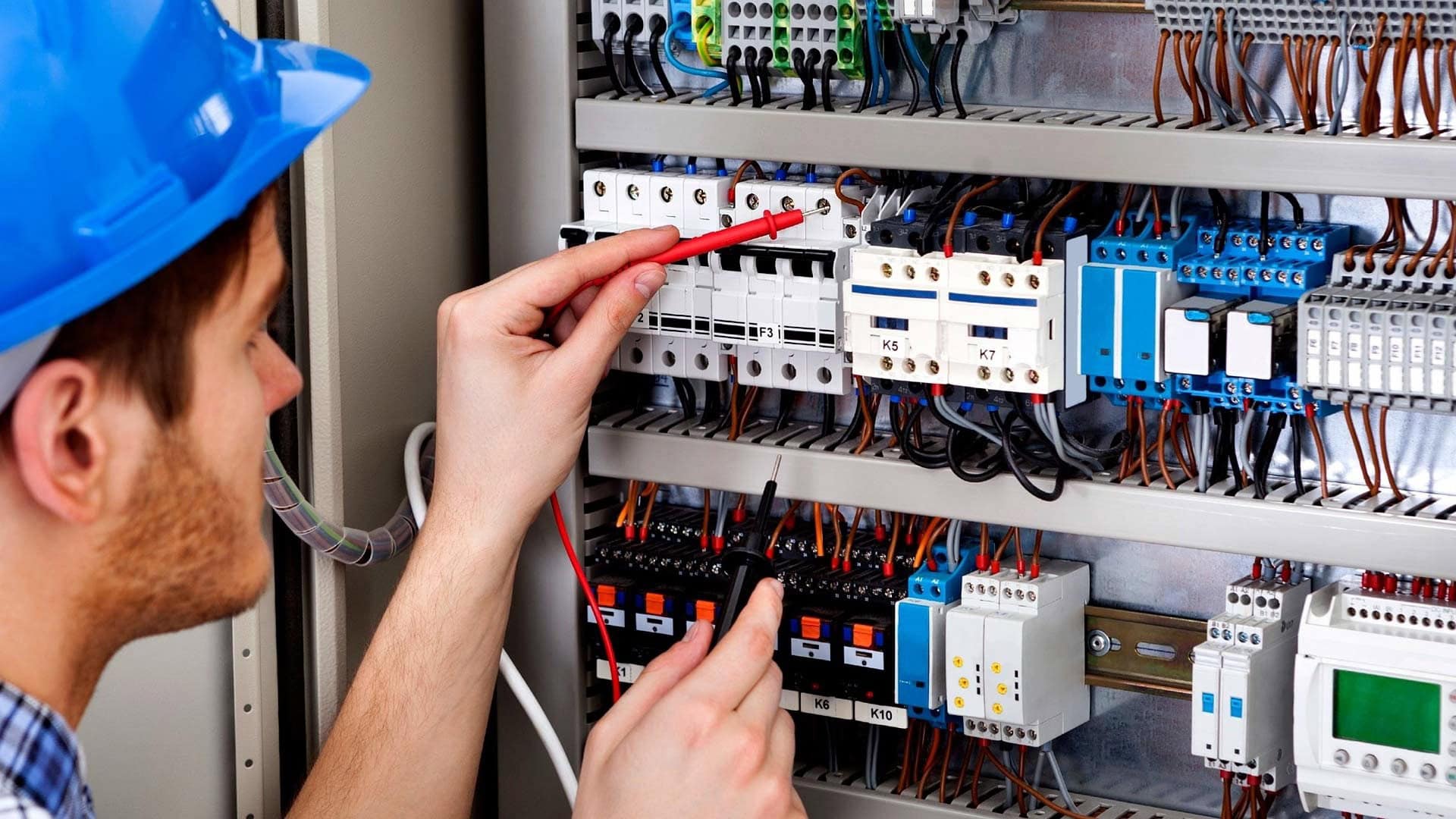 Electrician fixing wires